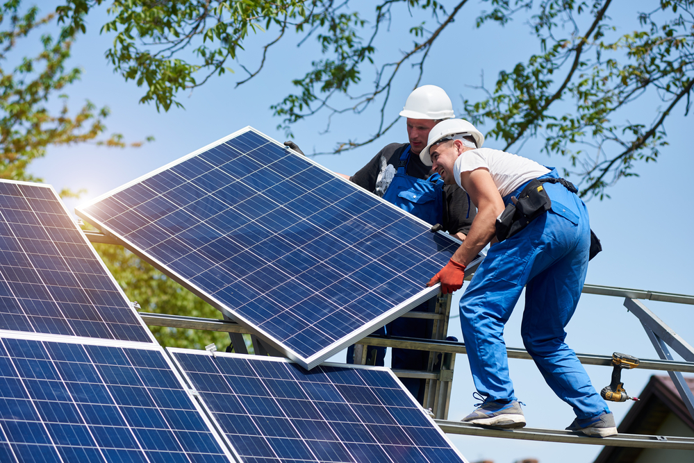 Batterie solari, fotovoltaico ed accumulo si fondono