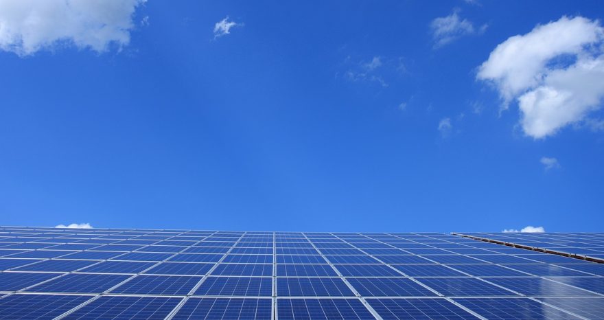 Rinnovabili • Il fotovoltaico indiano si sposta dalla terra all’acqua