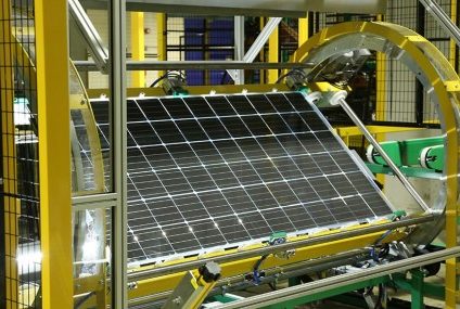 Rinnovabili • Moduli fotovoltaici bifacciali