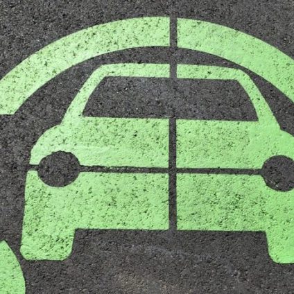 Rinnovabili • Idrogeno verde, eco-carburanti e mobilità elettrica: così l’UE diventa verde secondo Capgemini