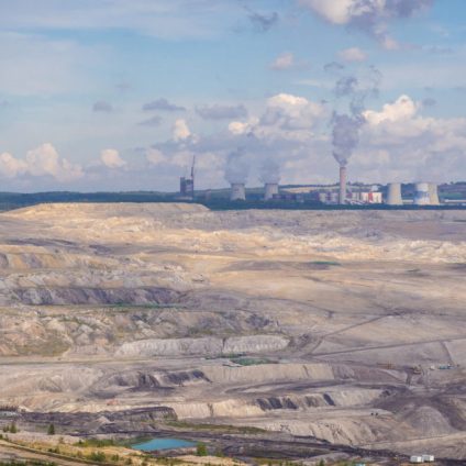 Rinnovabili • Carbone: Praga denuncia la Polonia per la miniera di Turow a lignite