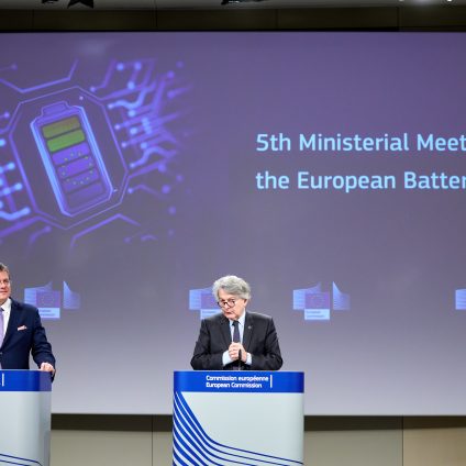 Rinnovabili • industria delle batterie UE