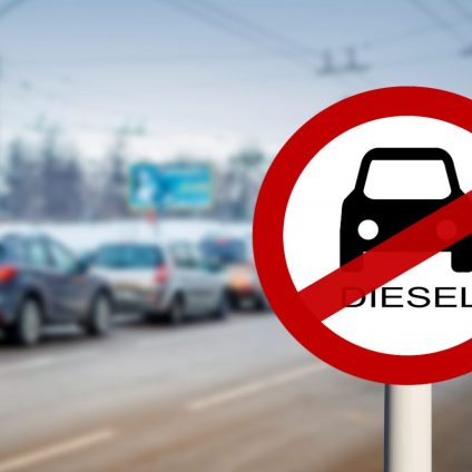 Rinnovabili • Stop auto diesel e benzina