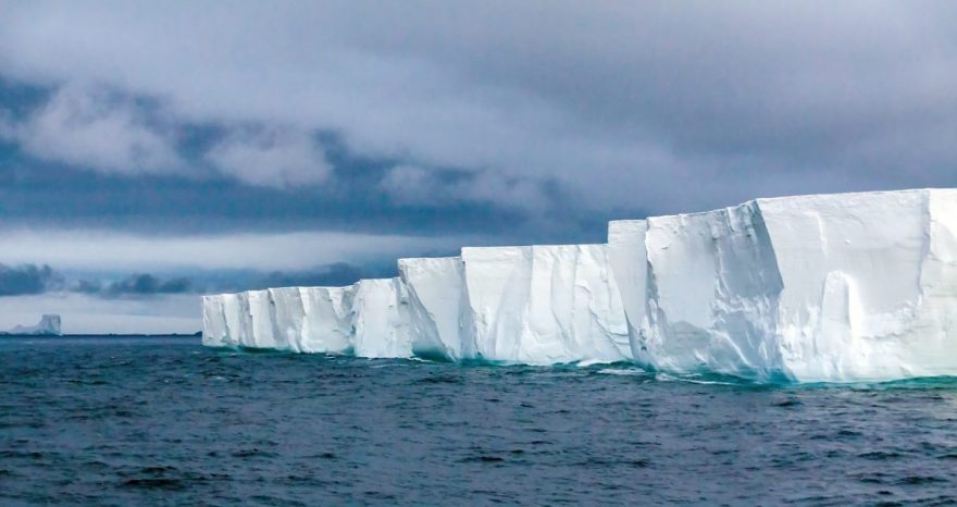 Rinnovabili • Ghiacciaio Thwaites: il gigante antartico è instabile ma non collasserà