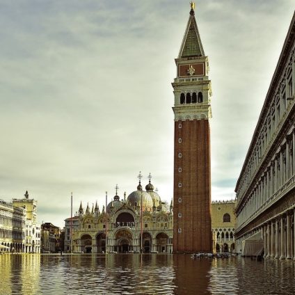 Rinnovabili • Rischio allagamento: perché il climate change può condannare Venezia