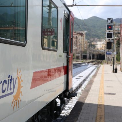 Rinnovabili • trasporti pubblici sostenibili