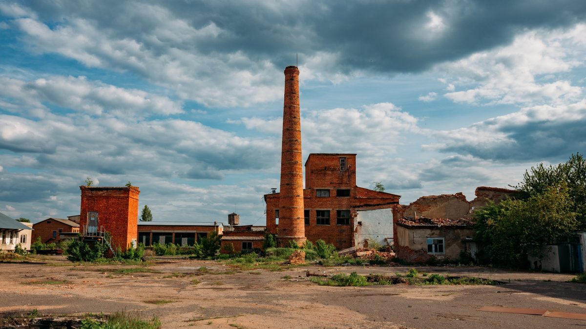 Rinnovabili • Valli dell’idrogeno in aree industriali dismesse: quali sono le regioni candidate?