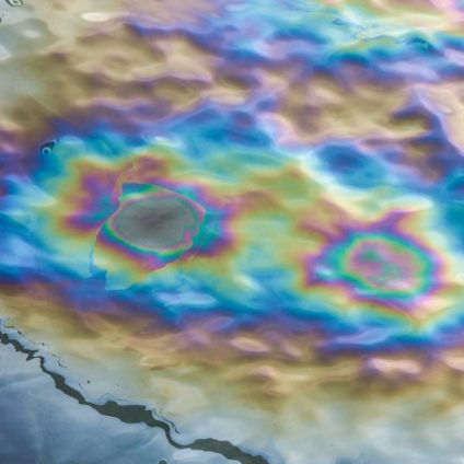 Rinnovabili • Rischio disastro ambientale: affonda petroliera al largo della Tunisia