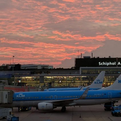 Rinnovabili • Aeroporti sostenibili: Schiphol dice stop a jet privati e voli notturni