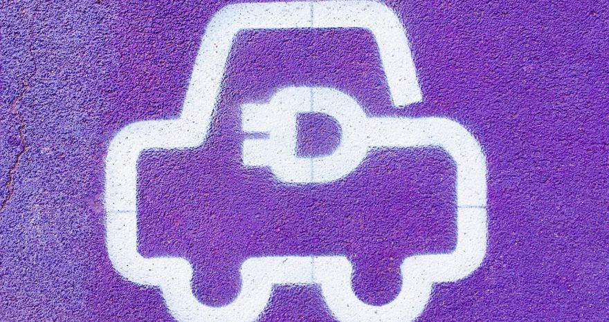 Rinnovabili • Noleggio sociale EV: in Francia auto elettriche a 100 euro/mese