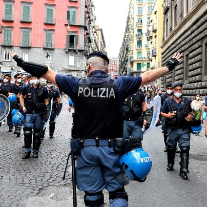 Rinnovabili • Proteste per il clima: interventi polizia raddoppiati in UE in 3 anni