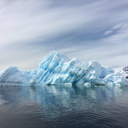 Rinnovabili • Climate change in Antartide: il 40% degli scudi glaciali è in perdita