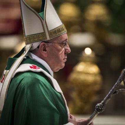 Rinnovabili • Laudate Deum: l’esortazione di papa Francesco per affrontare la crisi climatica