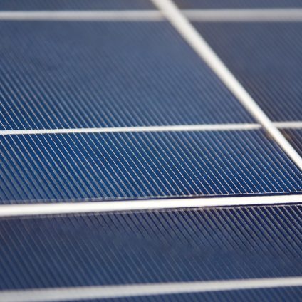 Rinnovabili • fotovoltaico bifacciale in CIGS