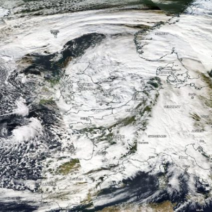 Rinnovabili • Tempesta Ciarán sull’Europa: pioggia e venti record anche in Italia