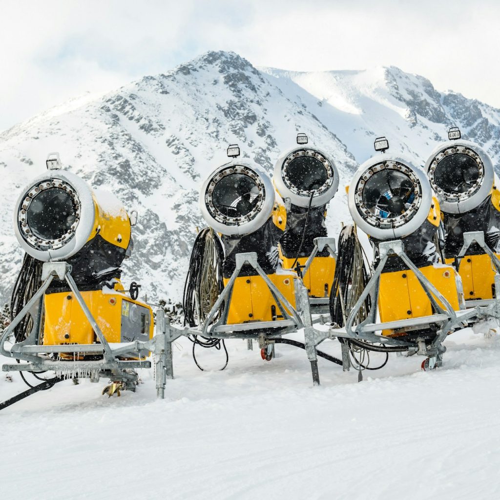 Industria della neve: perché investire ancora nonostante la crisi climatica?