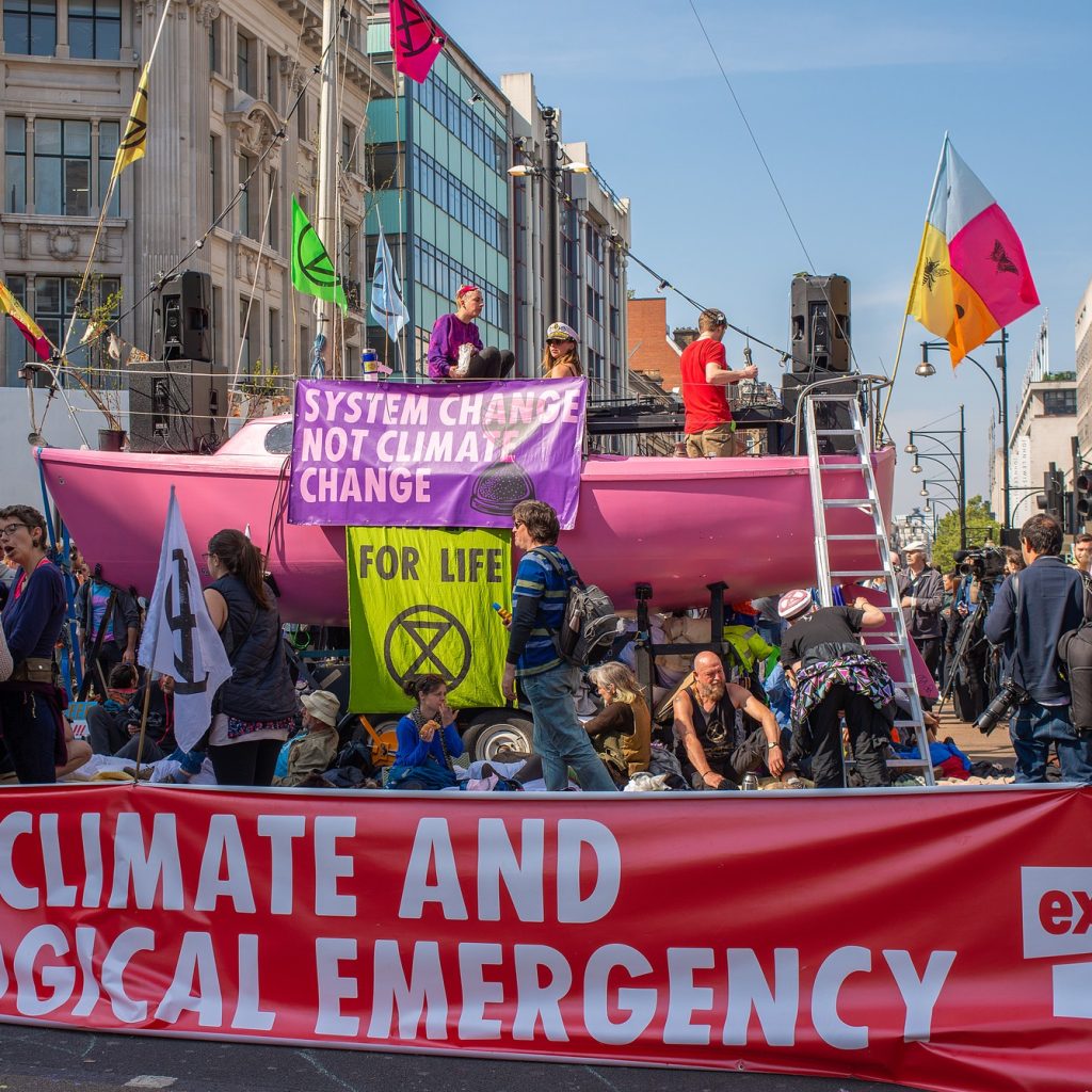 Repressione attivisti per il clima: allarme dell’ONU