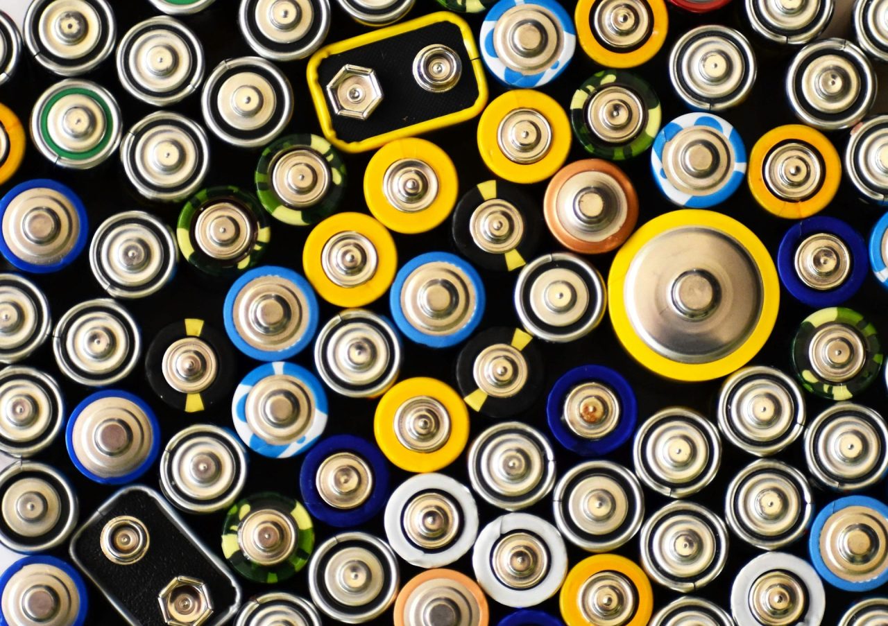 Rinnovabili • Batterie solide agli ioni di litio