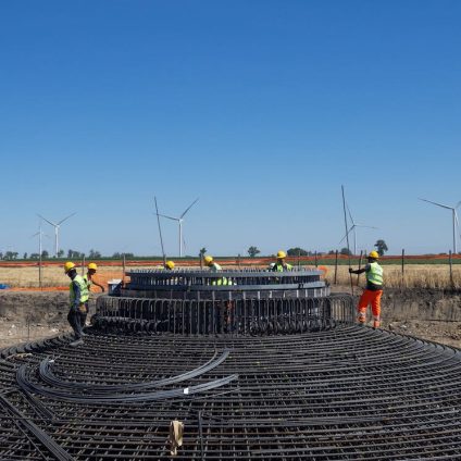 Rinnovabili • Puglia: procede a pieno ritmo la costruzione del Parco Eolico di San Severo