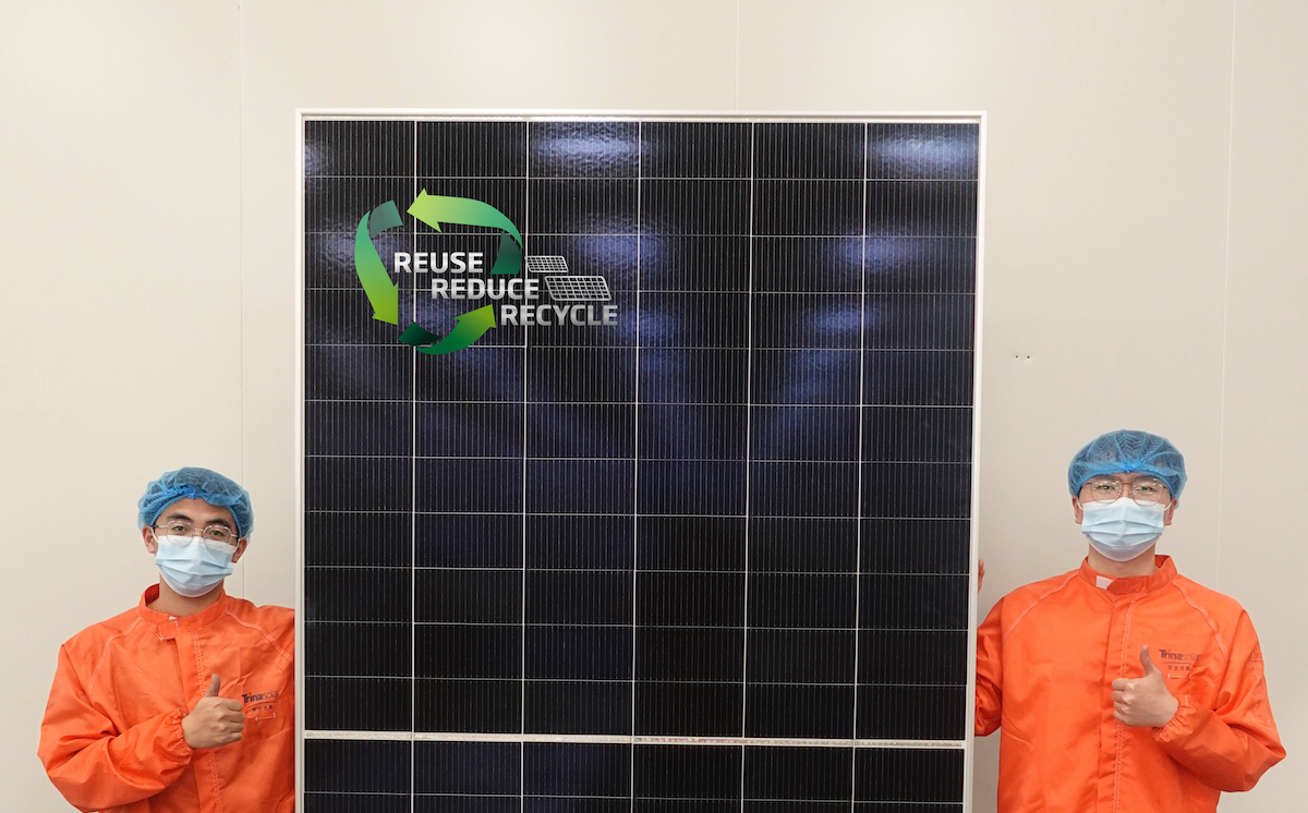 Rinnovabili • Ecco il primo modulo fotovoltaico in silicio completamente riciclato