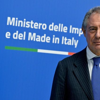 Rinnovabili • Divieto vendita auto diesel e benzina: l’Italia incassa l’ok della Germania