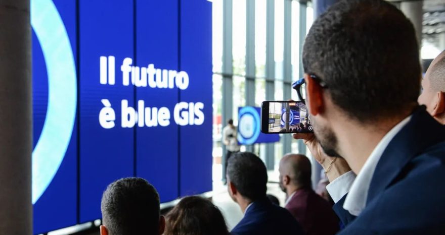 Rinnovabili • Quadri MT senza SF6: Siemens lancia Blue GIS in Italia