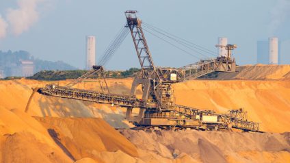 Rinnovabili • Decarbonizzazione industria mineraria: ritmo al 2030 deve raddoppiare