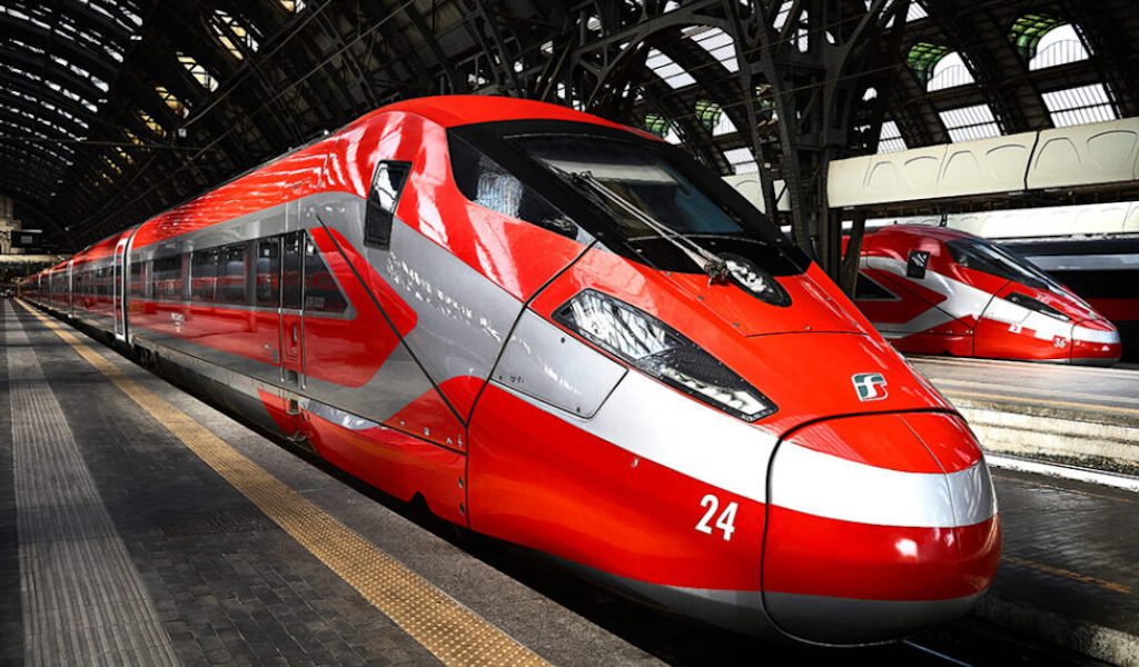 Treni, piano da 100 miliardi di euro del Gruppo Fs: sostenibilità, efficienza, puntualità