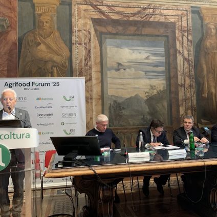 Rinnovabili • Agricoltura sostenibile: le priorità sul palco di Agrifood Forum 2025