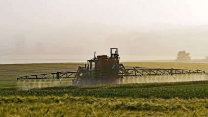 Rinnovabili • Dove si trovano i pesticidi? Arriva in Francia una mappa interattiva per saperne di più