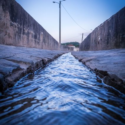 Rinnovabili • Inquinamento ambientale, contaminazione Eschirichia Coli nel canale di Quarto, nella Terra dei Fuochi