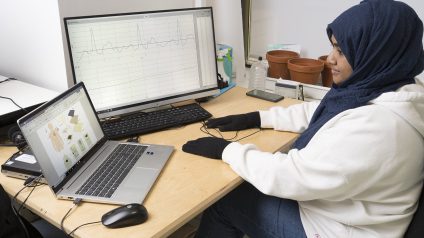 Rinnovabili • E-textiles più sostenibili per monitorare la salute e ridurre l'impatto ambientale