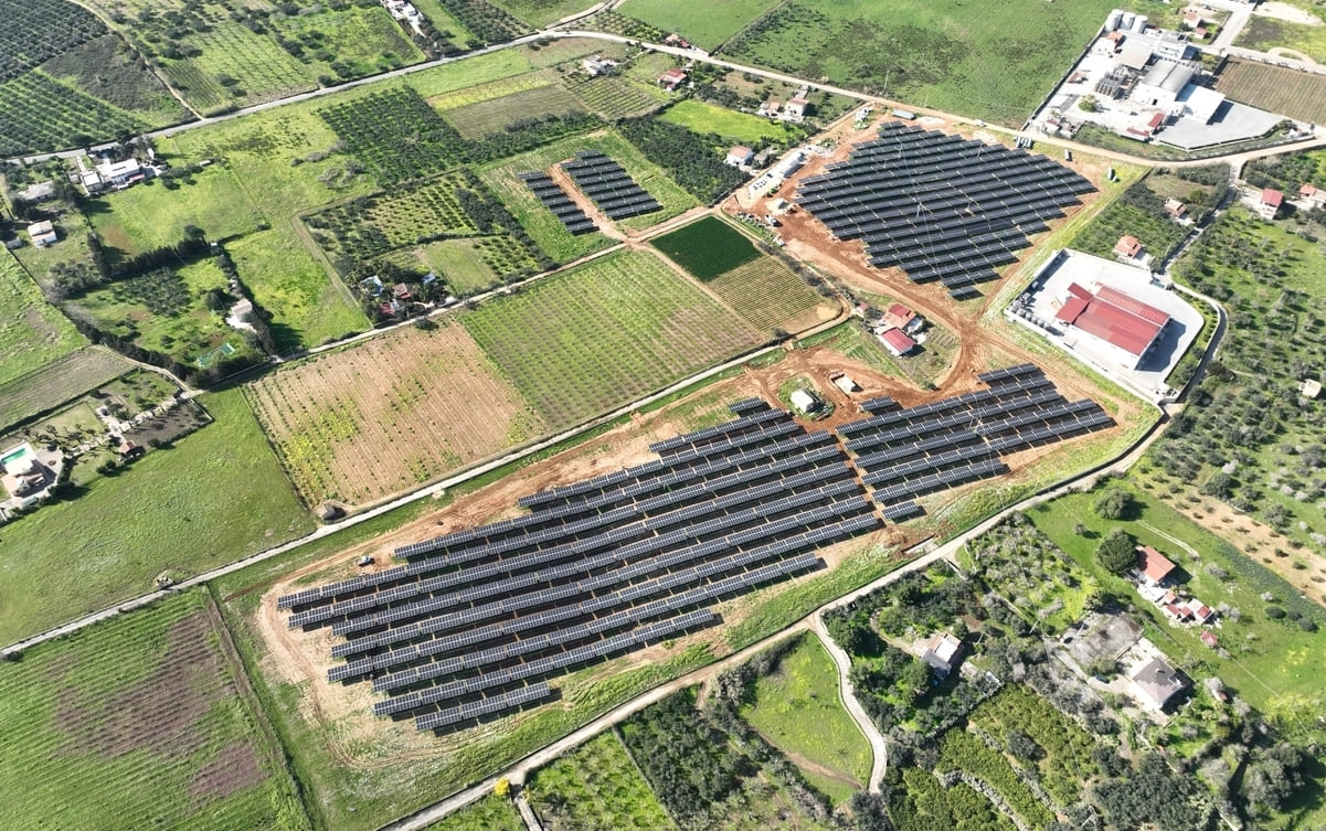 Rinnovabili • RWE mette in esercizio il suo primo parco fotovoltaico in Italia e punta sul bifacciale