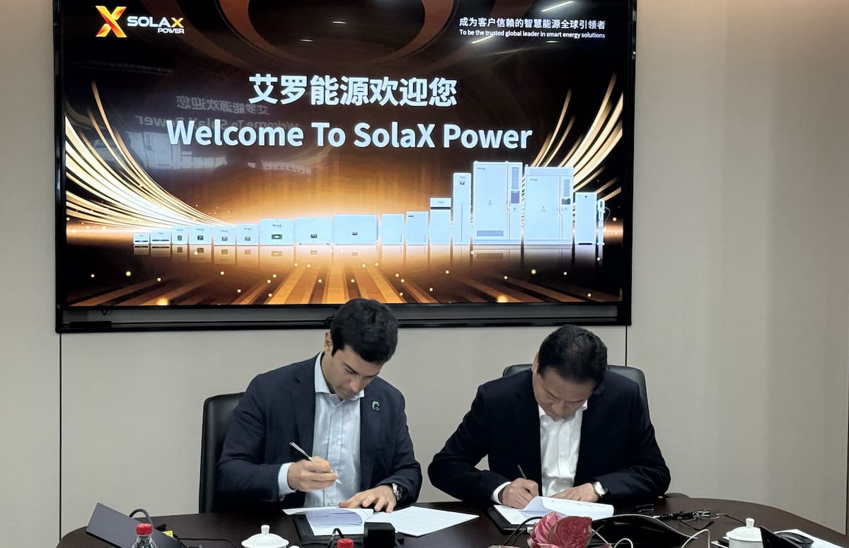 Rinnovabili • SHARE di Rinnovabili sigla una partnership con SolaX Power