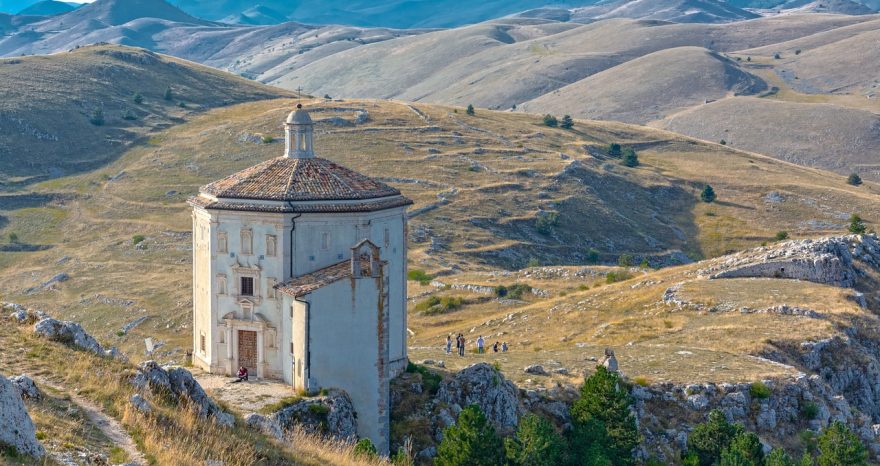 Rinnovabili • Il Consiglio regionale dell'Abruzzo approva la Legge Aree Idonee FER