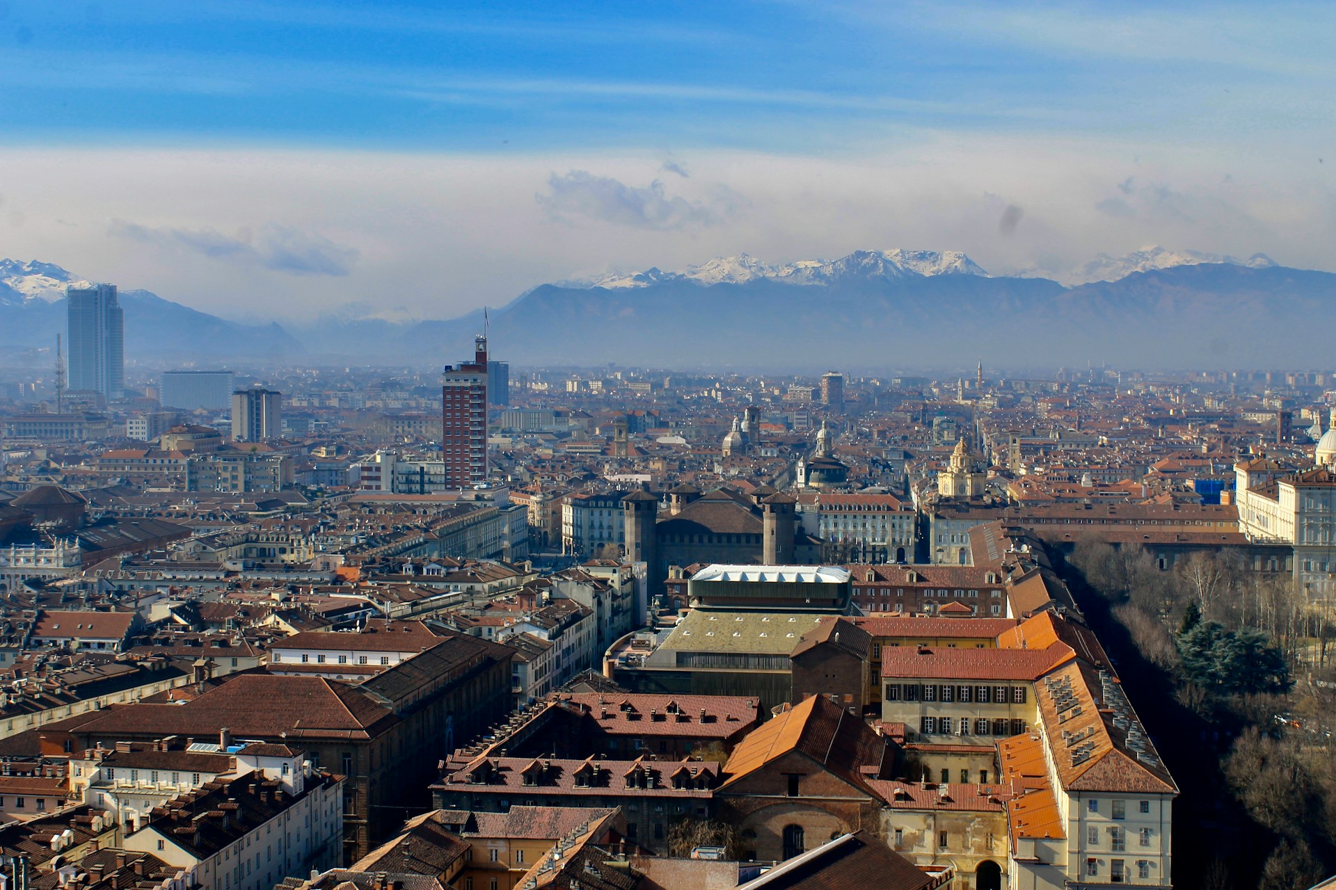 Qualità dell’aria 2024: l’Italia rispetta limiti PM2.5