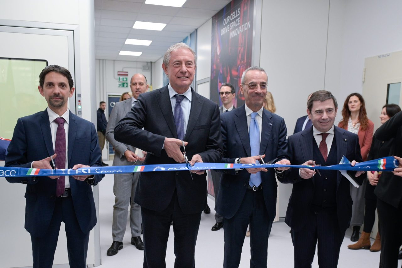 Rinnovabili • Made in Italy spaziale: nuova linea per il fotovoltaico a tripla giunzione di CESI