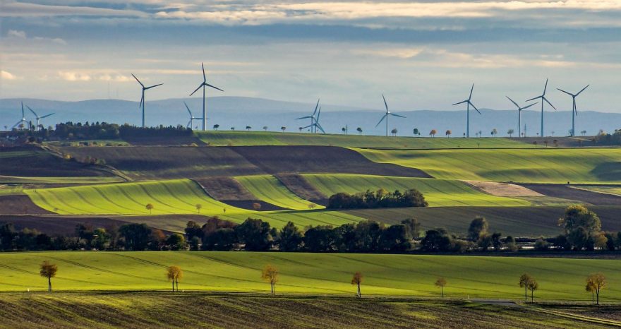 Rinnovabili • Target rinnovabili 2030, perché l'Italia rischia di raggiungerlo nel 2038